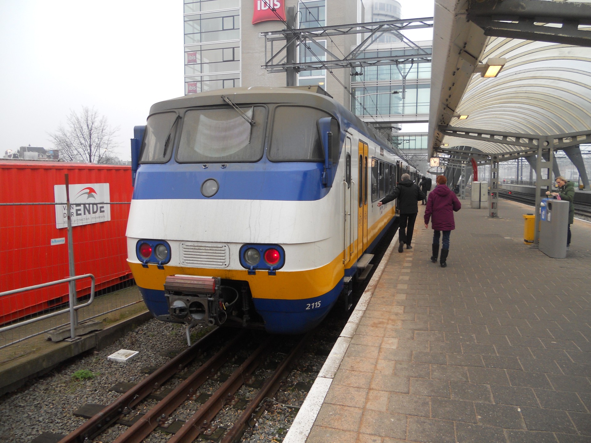 688a1e99dfefc_1753882265.jpg