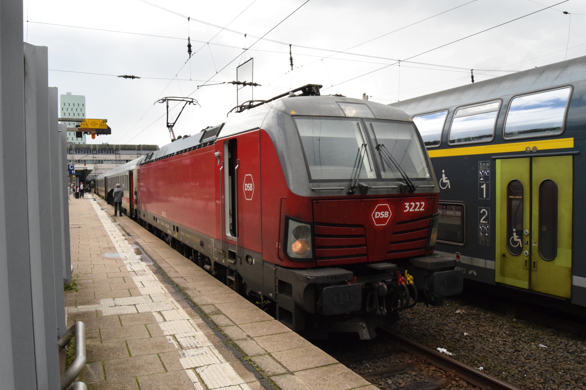 688e05a5094ed_1754138021.jpg
